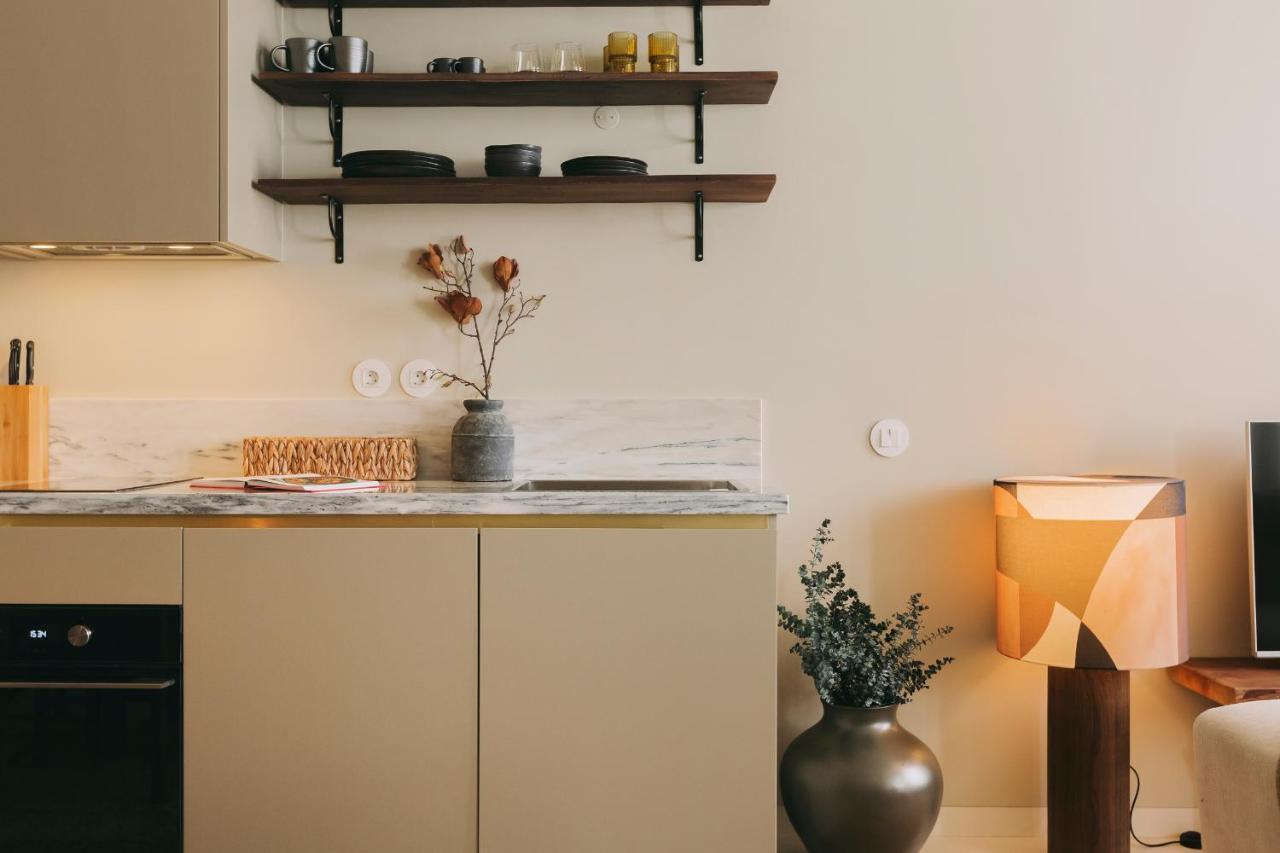 Village Aparthotel By Boa Porto Rom bilde A kitchen with a lamp