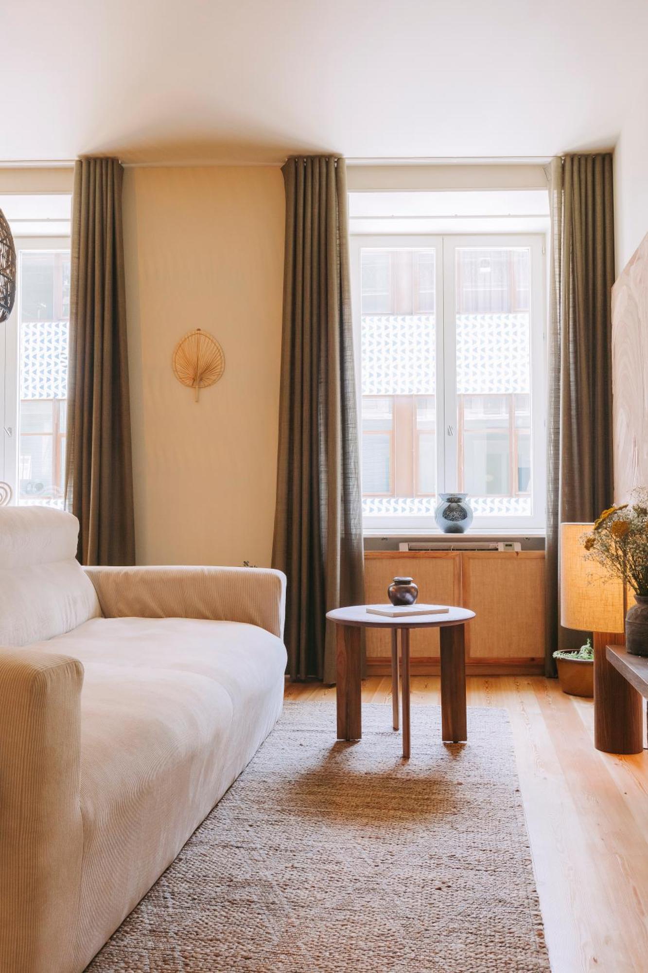 Village Aparthotel By Boa Porto Rom bilde A living room with curtains